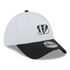 Cincinnati Bengals New Era 2025 NFL Training Camp 39THIRTY Flex Hat White/Black