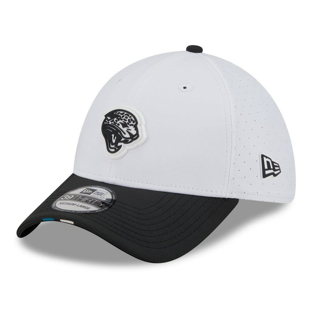 Jacksonville Jaguars New Era 2025 NFL Training Camp Throwback Logo 39THIRTY Flex Hat White/Black