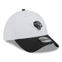 Jacksonville Jaguars New Era 2025 NFL Training Camp Throwback Logo 39THIRTY Flex Hat White/Black
