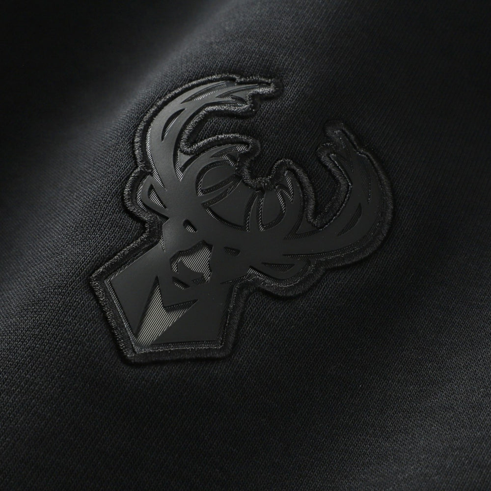 Milwaukee Bucks Authentic Standard Issue Travel Dri-FIT Sweatshirt Black