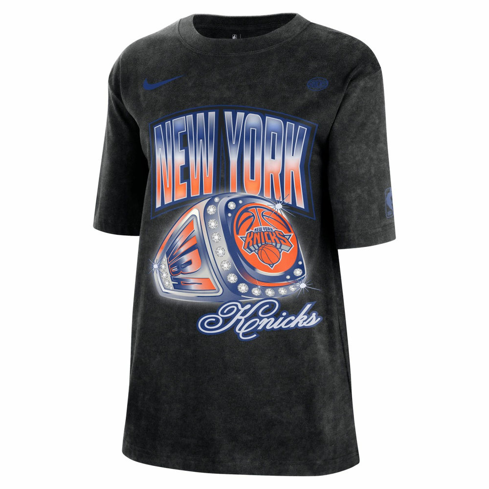 New York Knicks Women's Courtside Original Content Vintage Washed Boyfriend T-Shirt Black