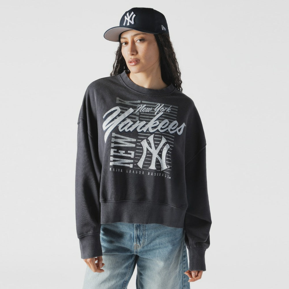 New York Yankees New Era Women's Boxy Mineral Wash Dolmen Sleeve Cropped Sweatshirt - Navy Sweatshirts