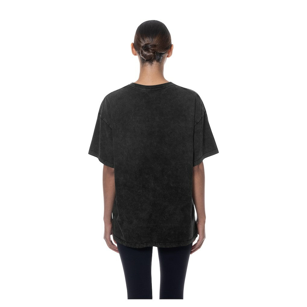 Chicago Bulls Women's Throwback Mineral Wash Oversized T-Shirt Black