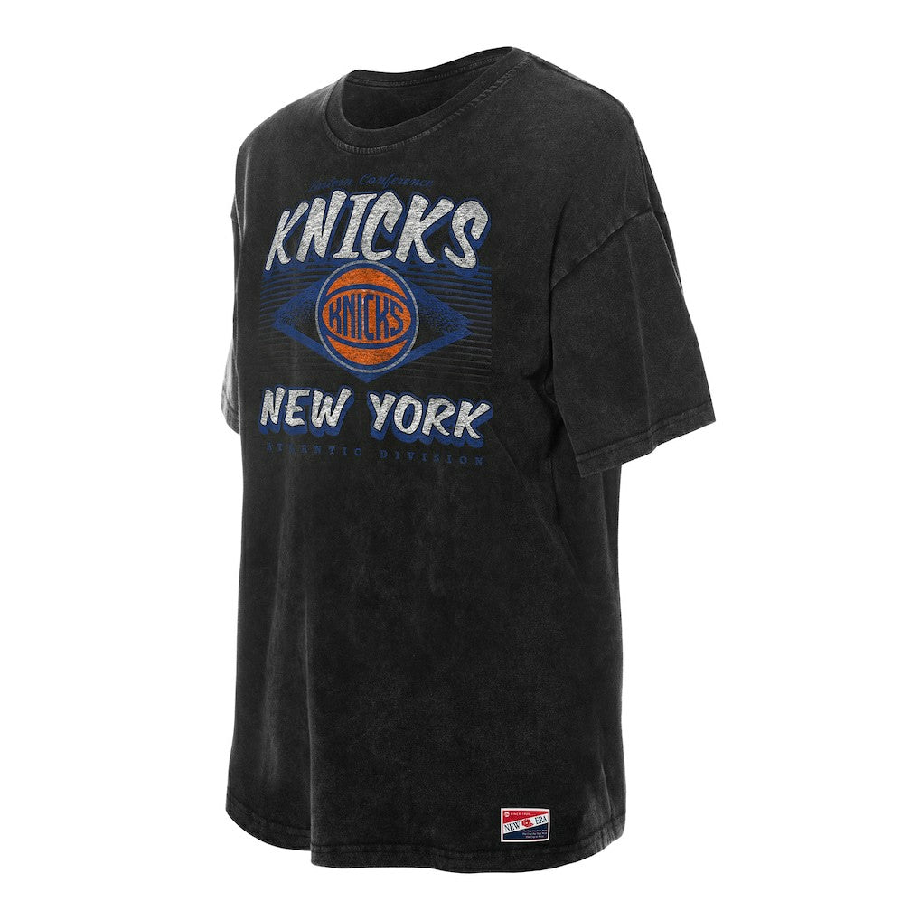New York Knicks Women's Throwback Mineral Wash Oversized T-Shirt Black