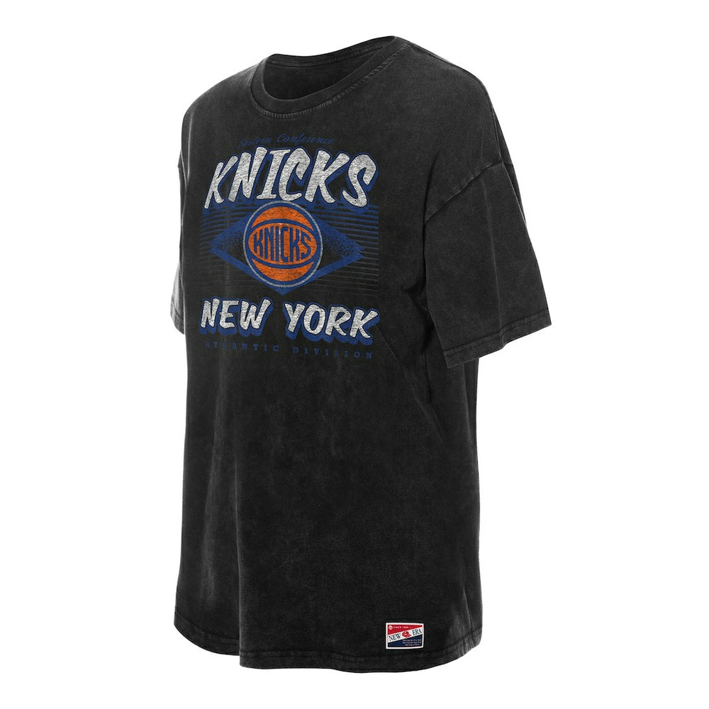 New York Knicks Women's Throwback Mineral Wash Oversized T-Shirt Black