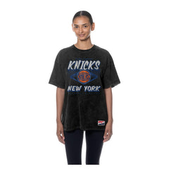 New York Knicks Women's Throwback Mineral Wash Oversized T-Shirt Black