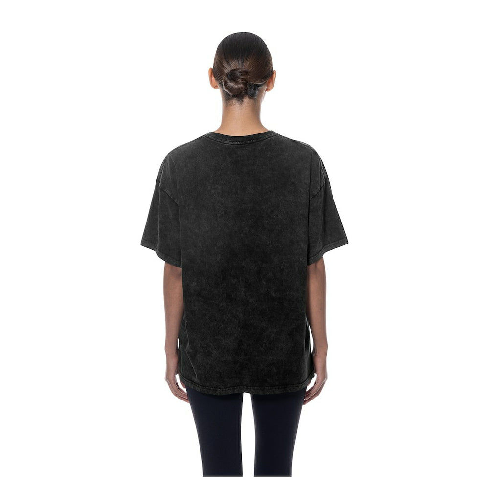 Philadelphia 76ers Women's Throwback Mineral Wash Oversized T-Shirt Black