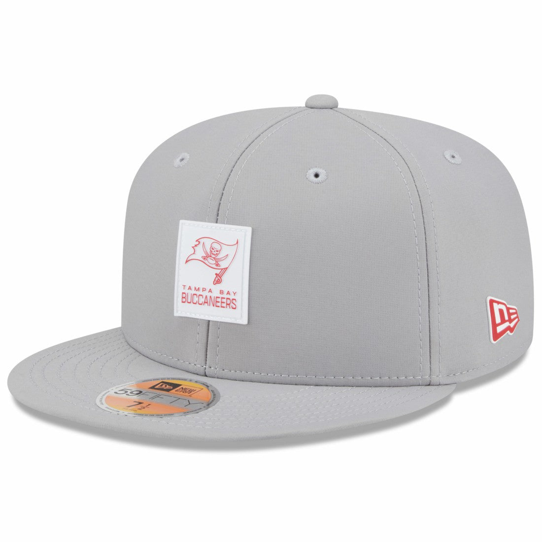 Tampa Bay Buccaneers New Era 2025 Sideline 59FIFTY Fitted Hat Gray
