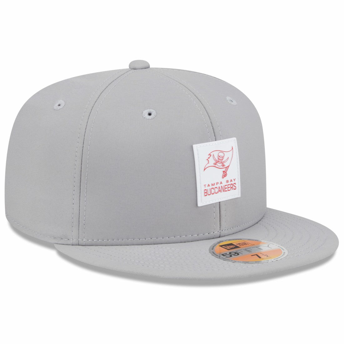 Tampa Bay Buccaneers New Era 2025 Sideline 59FIFTY Fitted Hat Gray