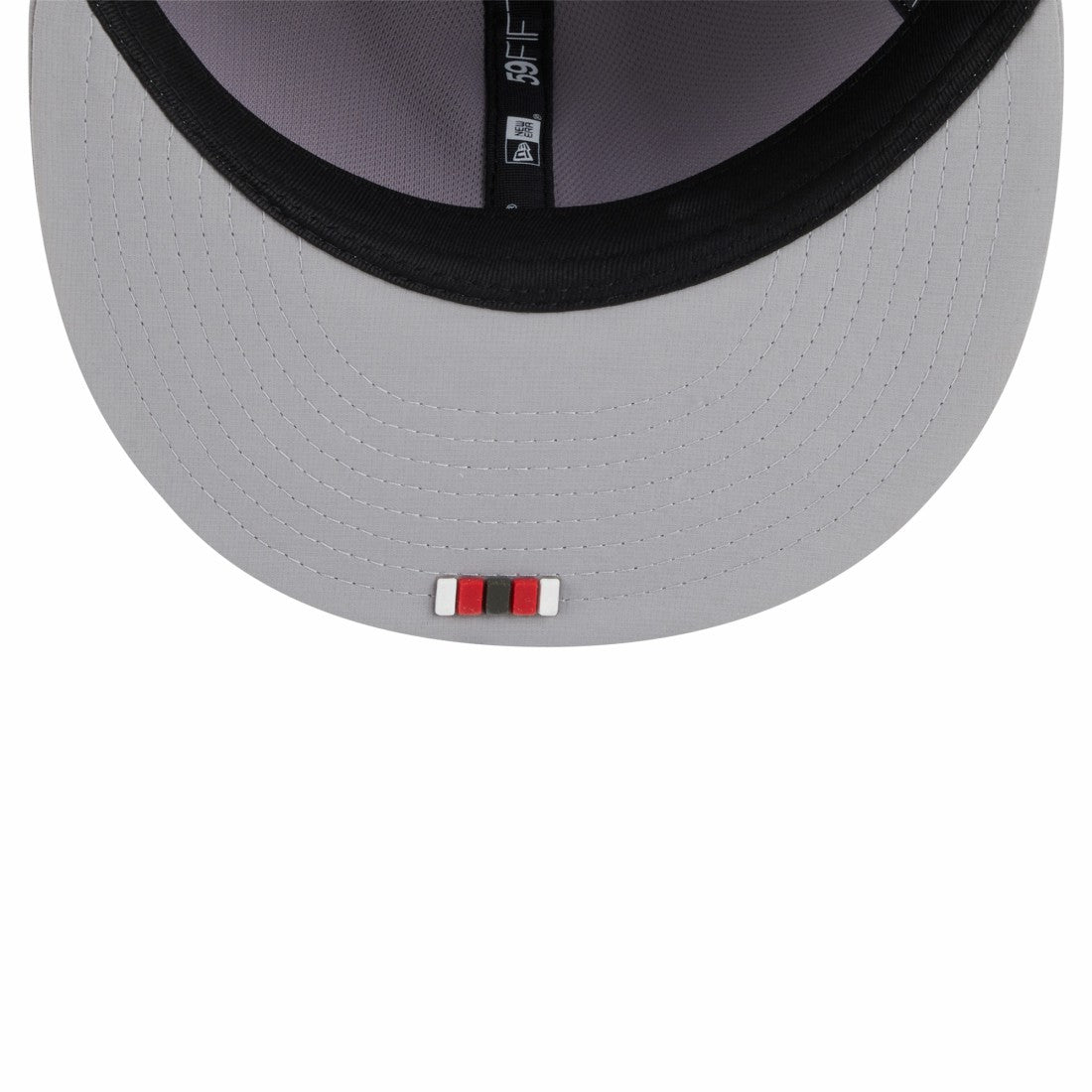 Tampa Bay Buccaneers New Era 2025 Sideline 59FIFTY Fitted Hat Gray