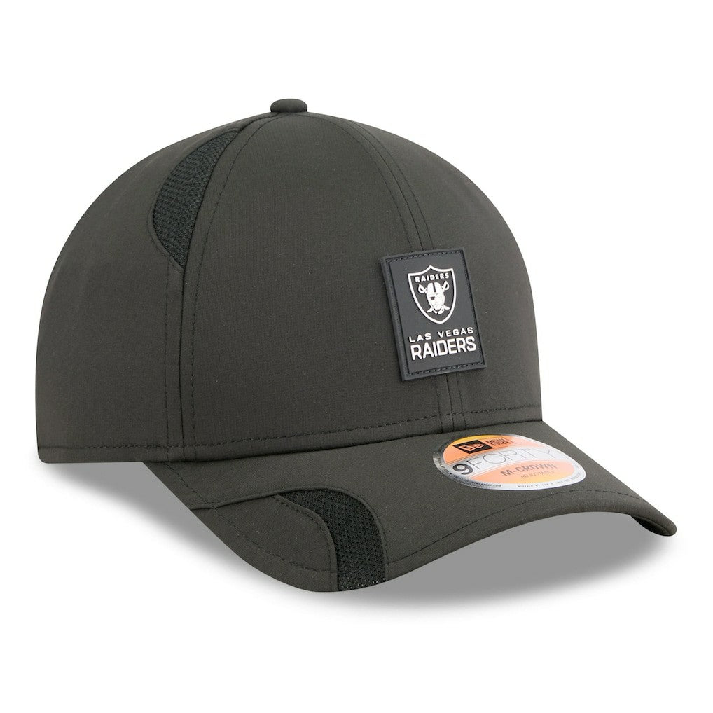 Las Vegas Raiders New Era 2025 Sideline M-Crown 9FORTY Adjustable Hat Black