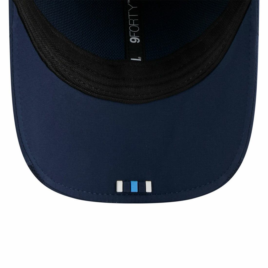 Tennessee Titans New Era 2025 Sideline M-Crown 9FORTY Adjustable Hat Navy