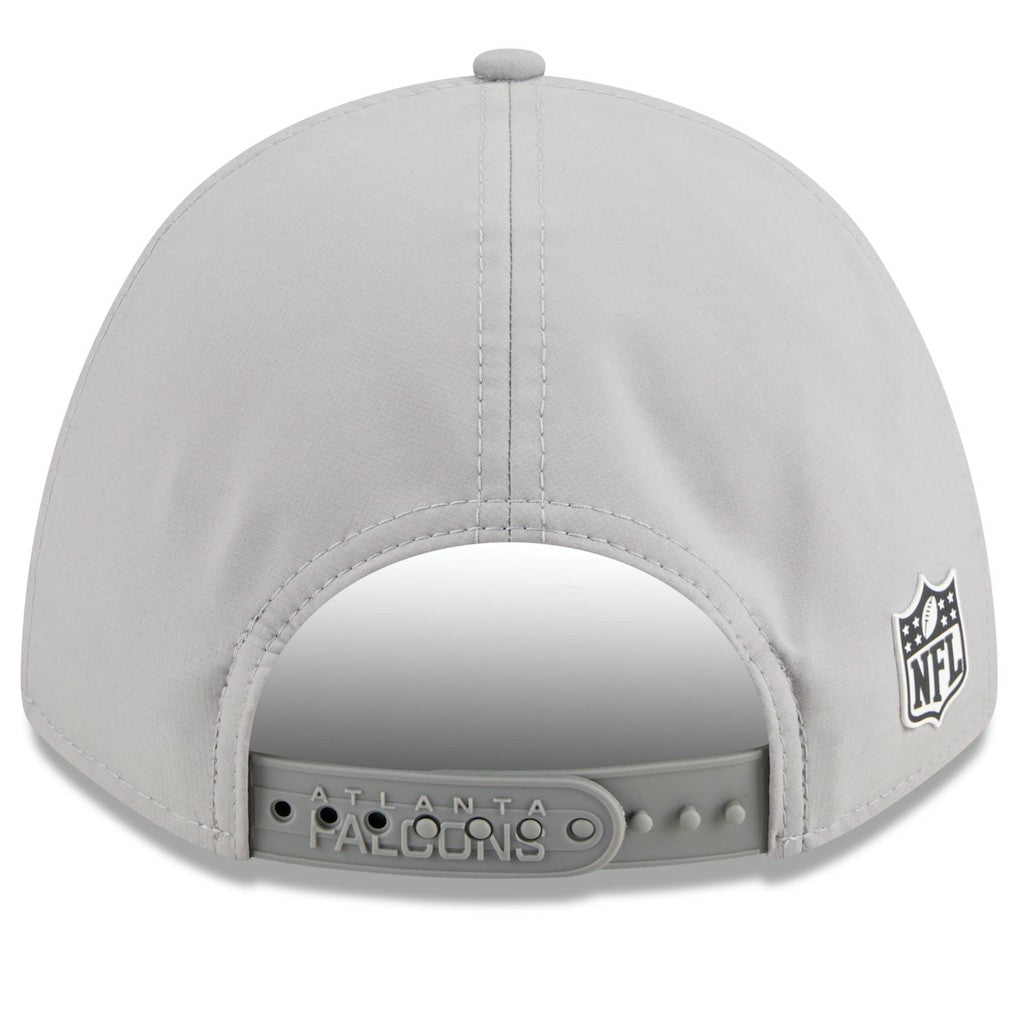 Atlanta Falcons New Era 2025 Sideline M-Crown 9FORTY Adjustable Hat Gray