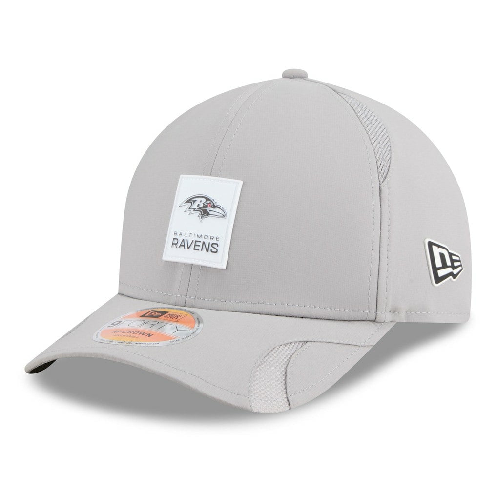 Baltimore Ravens New Era 2025 Sideline M-Crown 9FORTY Adjustable Hat Gray