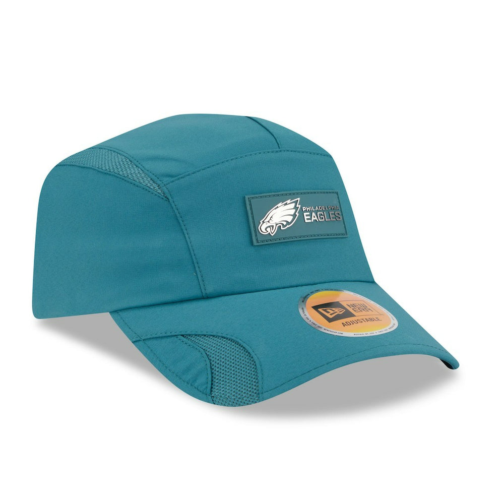 Philadelphia Eagles New Era 2025 Sideline Runner Adjustable Hat Midnight Green