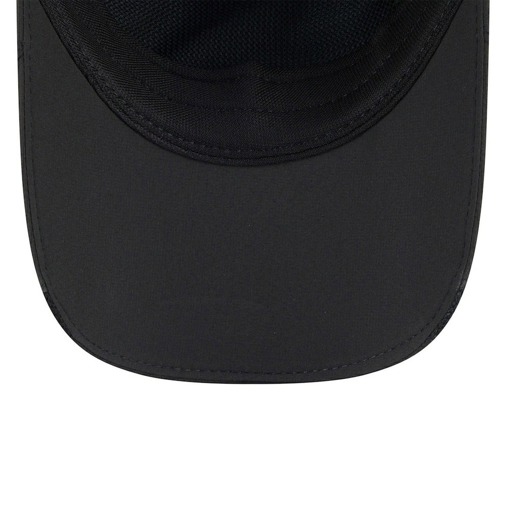 Atlanta Falcons New Era 2025 Sideline Runner Adjustable Hat Black