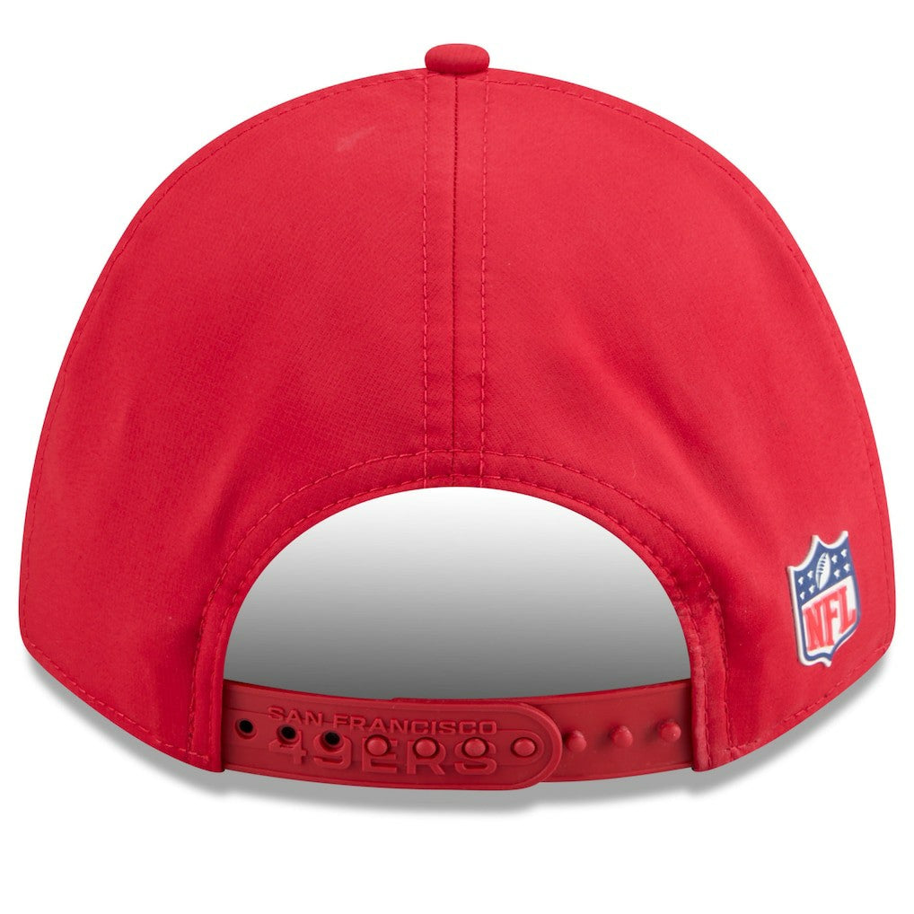 San Francisco 49ers New Era Youth 2025 Sideline 9FORTY Adjustable Hat Scarlet