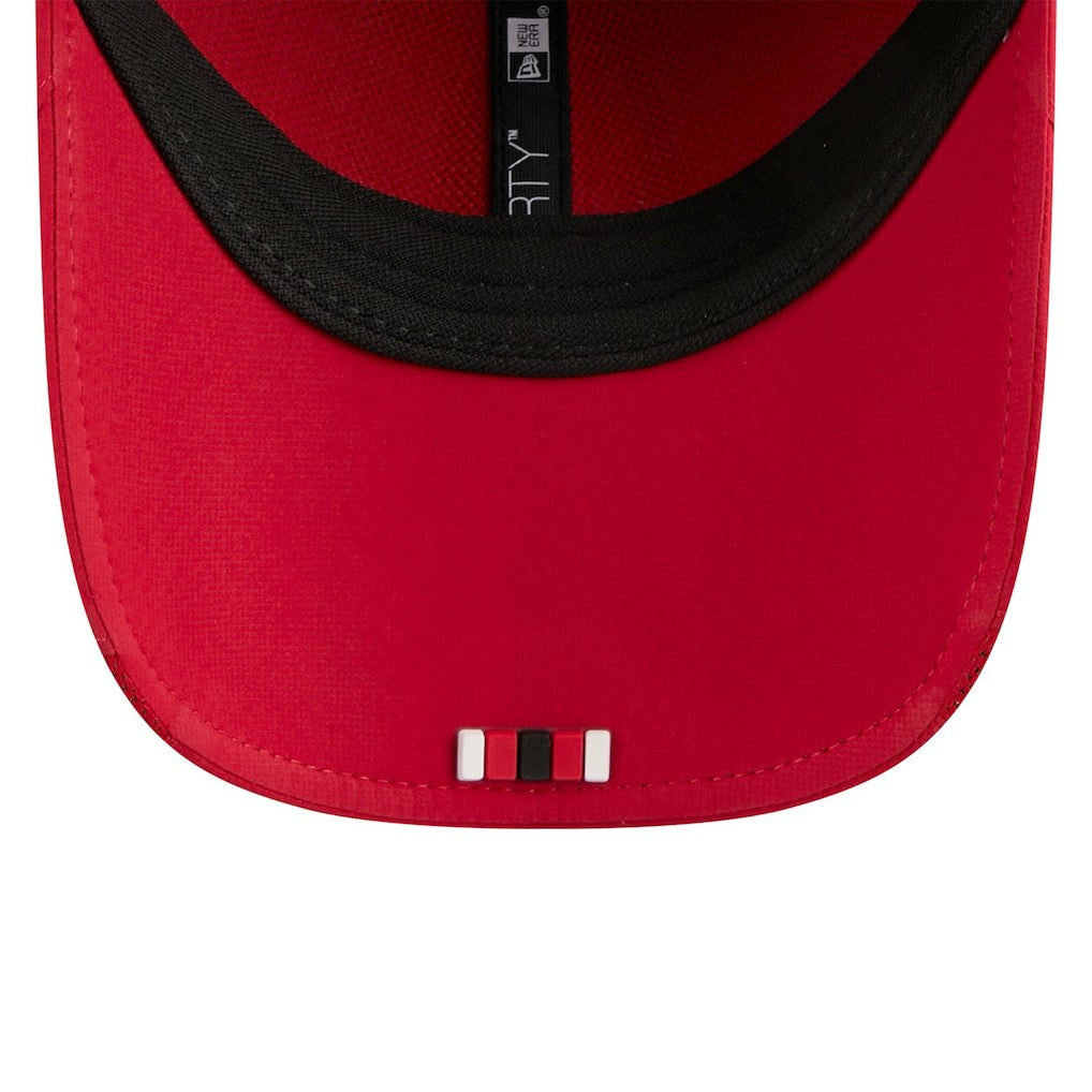 San Francisco 49ers New Era Youth 2025 Sideline 9FORTY Adjustable Hat Scarlet