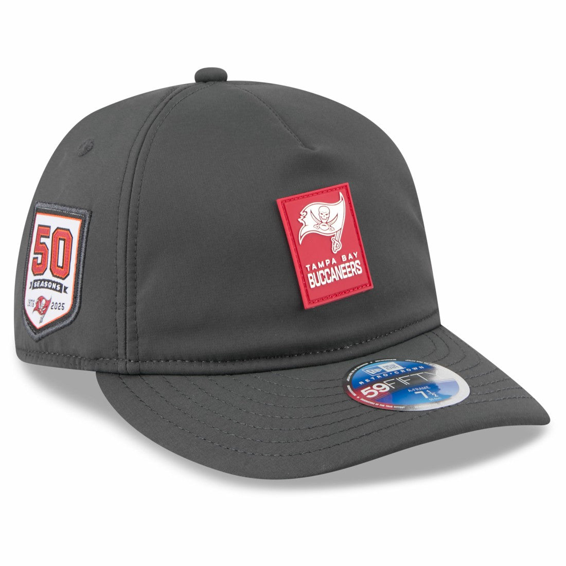 Tampa Bay Buccaneers New Era 2025 Sideline Cold Weather Retro Crown 59FIFTY Fitted Hat Charcoal