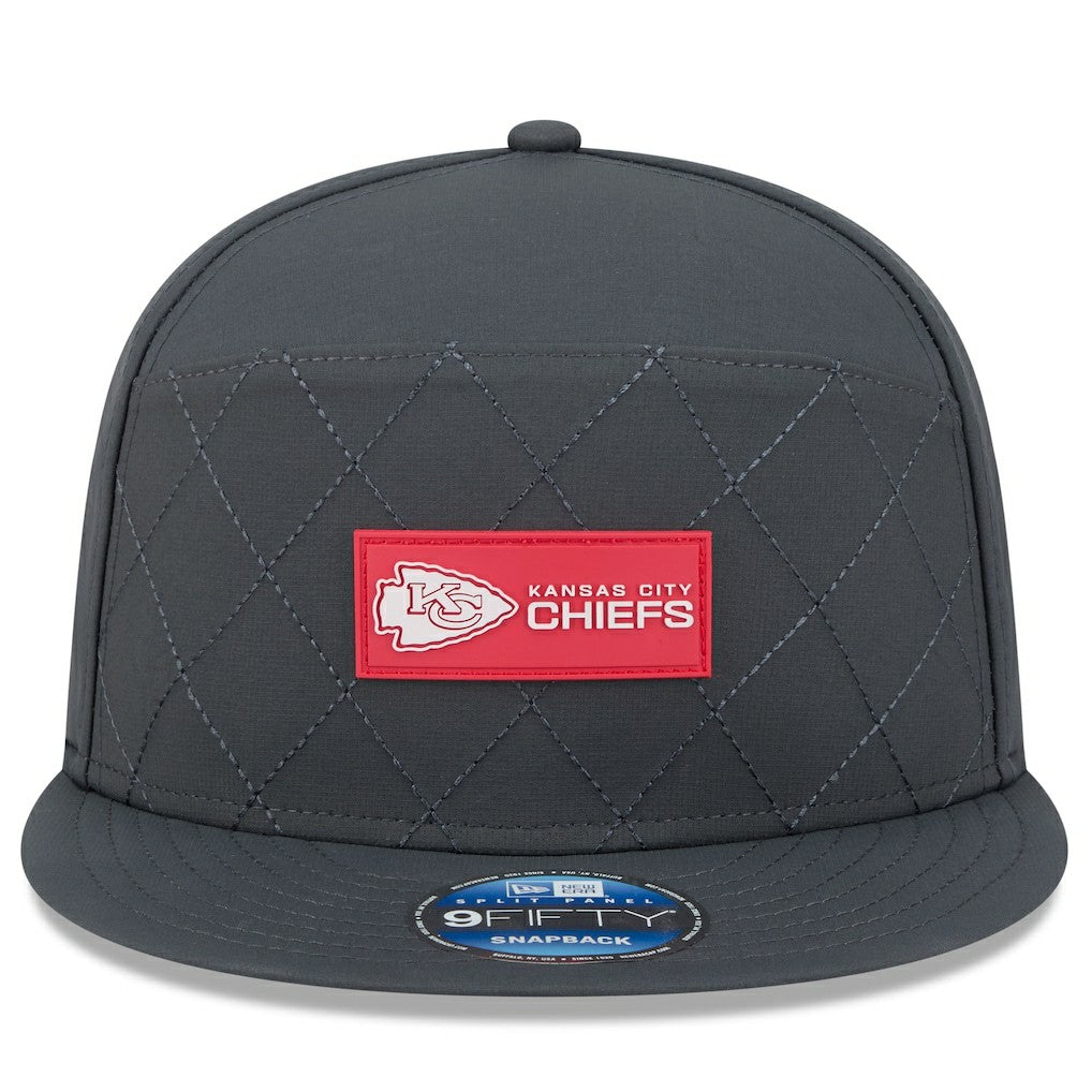 Kansas City Chiefs New Era 2025 Sideline Cold Weather Split Panel 9FIFTY Snapback Hat Charcoal