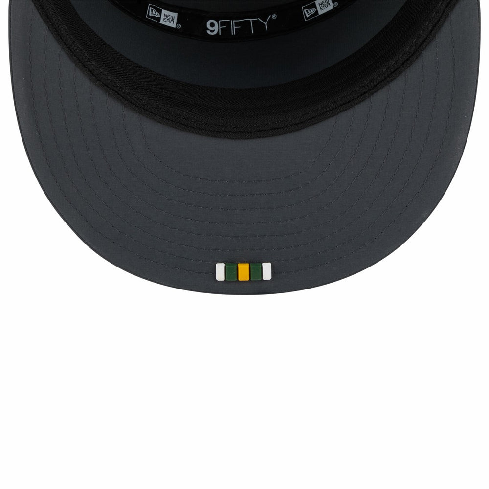 Green Bay Packers New Era 2025 Sideline Cold Weather Split Panel 9FIFTY Snapback Hat Charcoal
