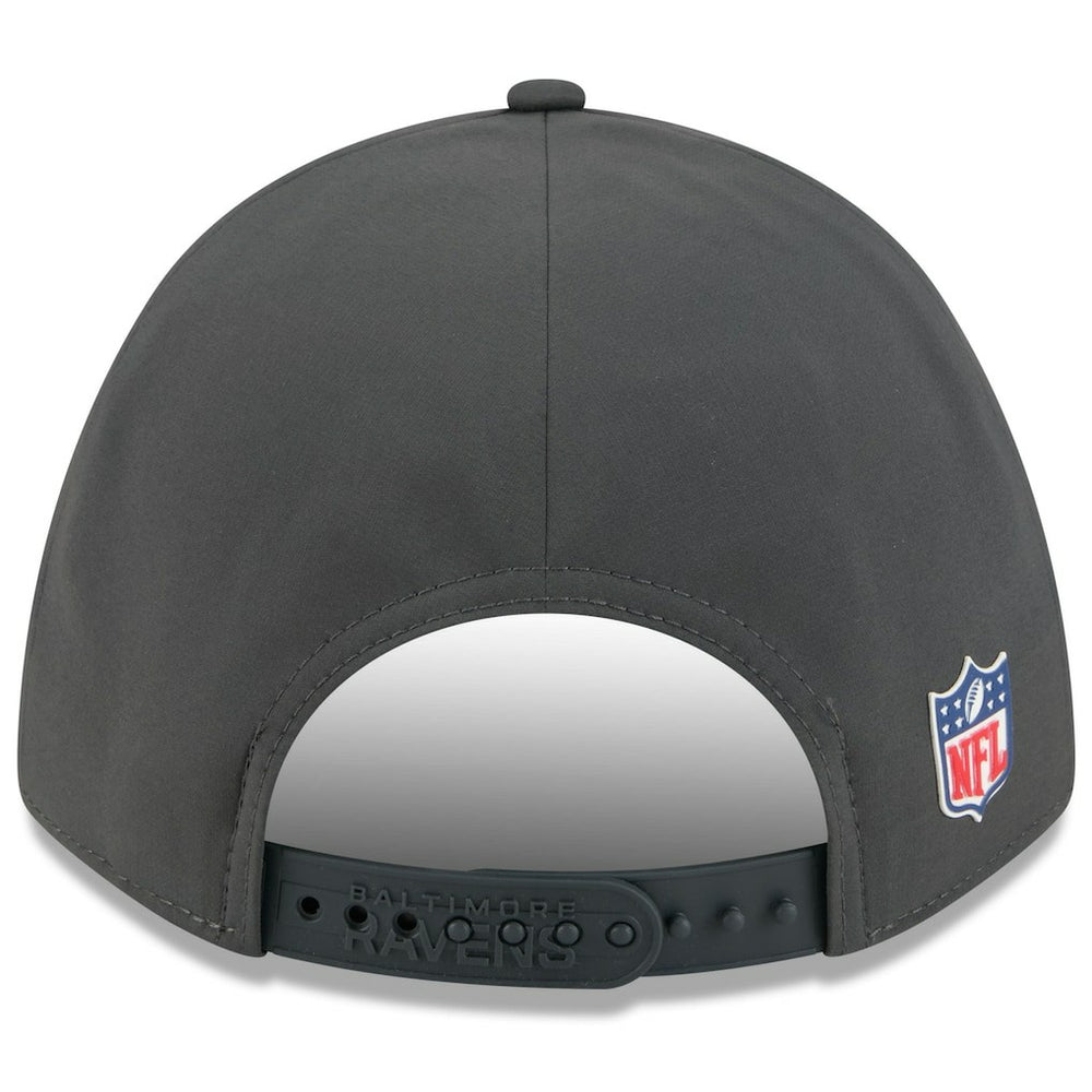 Baltimore Ravens New Era 2025 Sideline Cold Weather 9FORTY M-Crown Adjustable Hat Charcoal