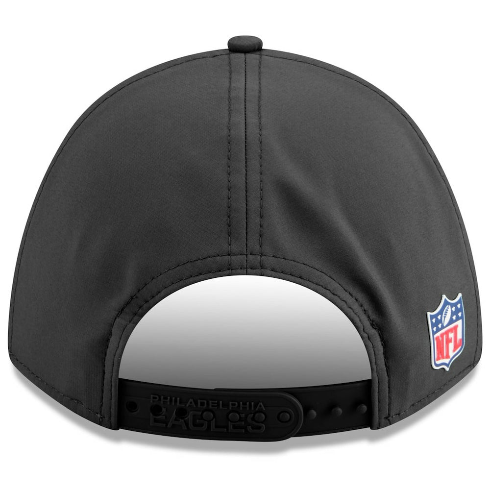 Philadelphia Eagles New Era 2025 Sideline Cold Weather 9FORTY M-Crown Adjustable Hat Charcoal