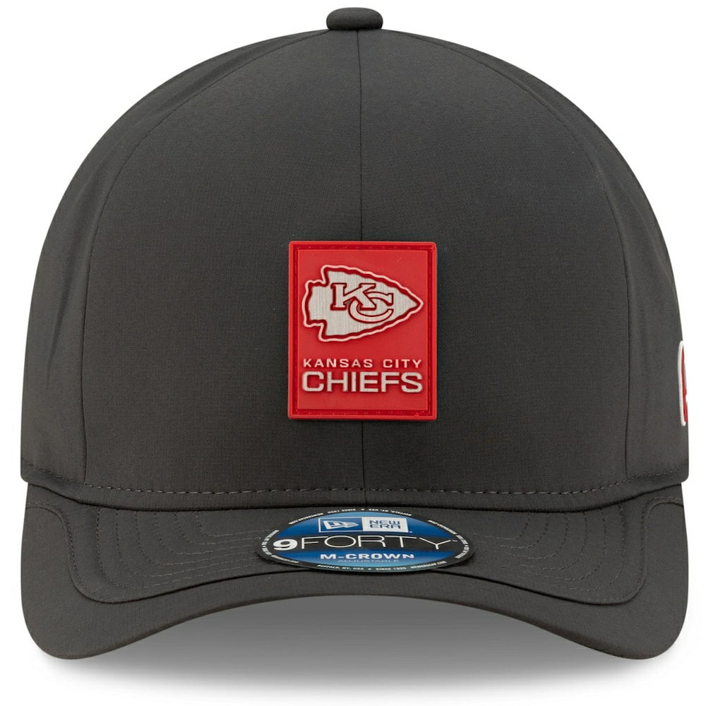 Kansas City Chiefs New Era 2025 Sideline Cold Weather 9FORTY M-Crown Adjustable Hat Charcoal