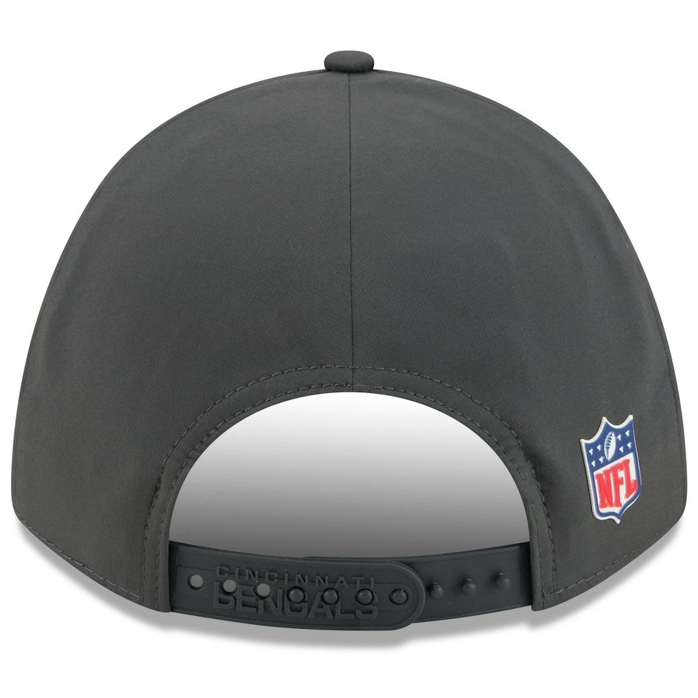 Cincinnati Bengals New Era 2025 Sideline Cold Weather 9FORTY M-Crown Adjustable Hat Charcoal