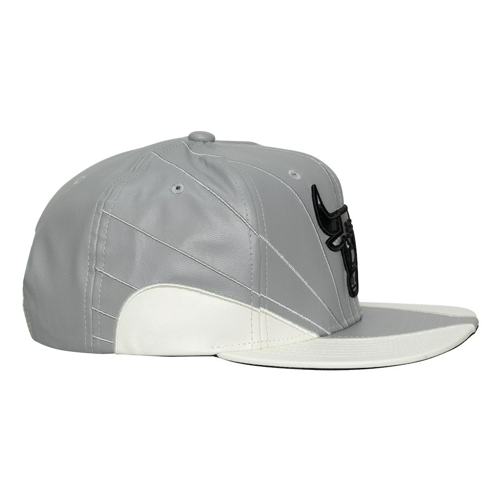 Chicago Bulls Day 12 Two-Tone Faux Leather Snapback Hat Gray/White