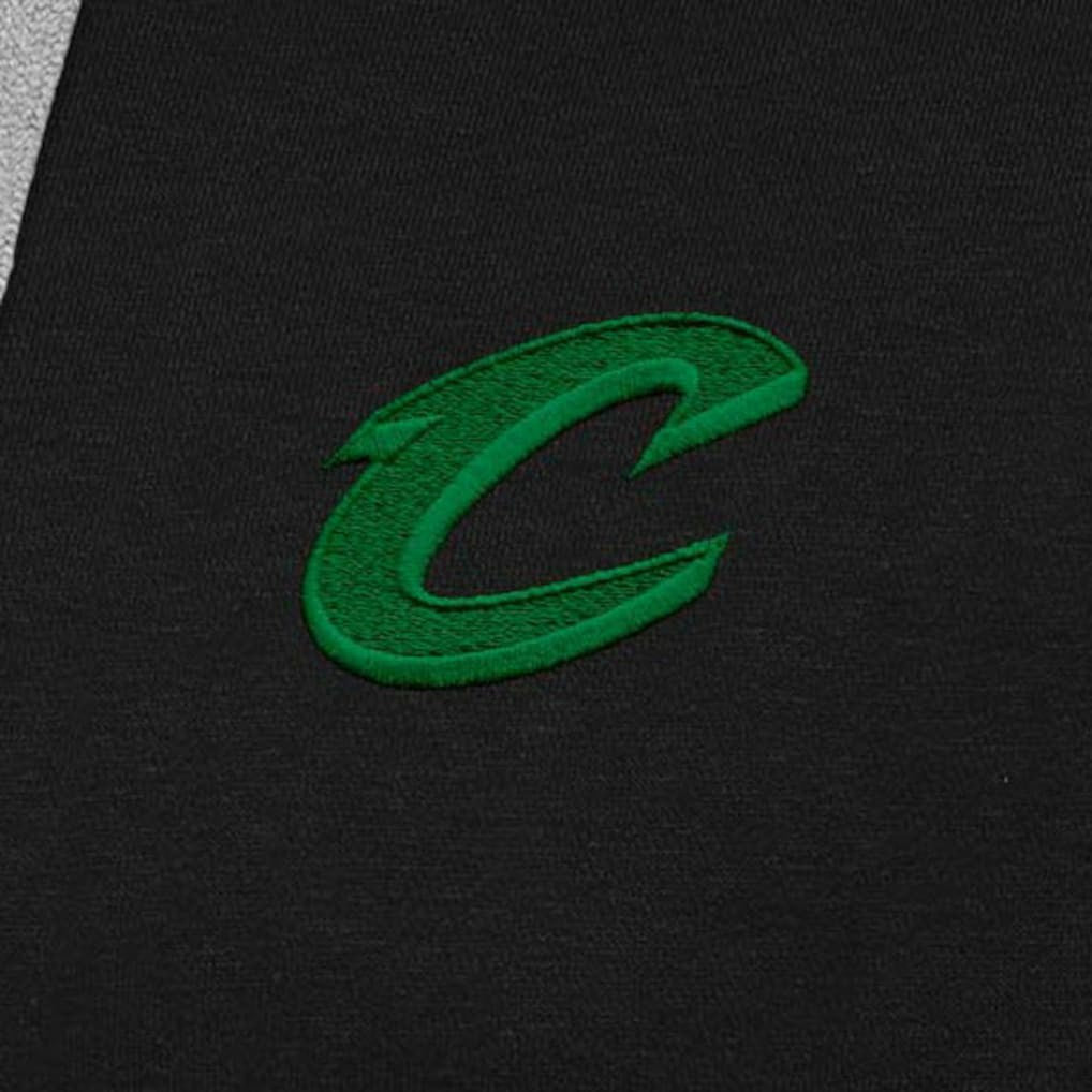 Cleveland Cavaliers Antigua St. Patrick's Day Victory Raglan Pullover Hoodie Black