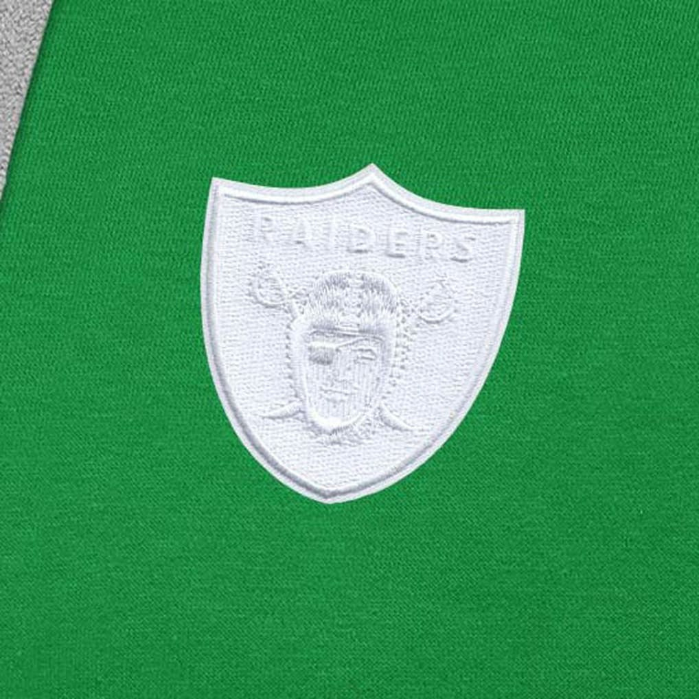 Las Vegas Raiders Antigua St. Patrick's Day Victory Pullover Hoodie Kelly Green