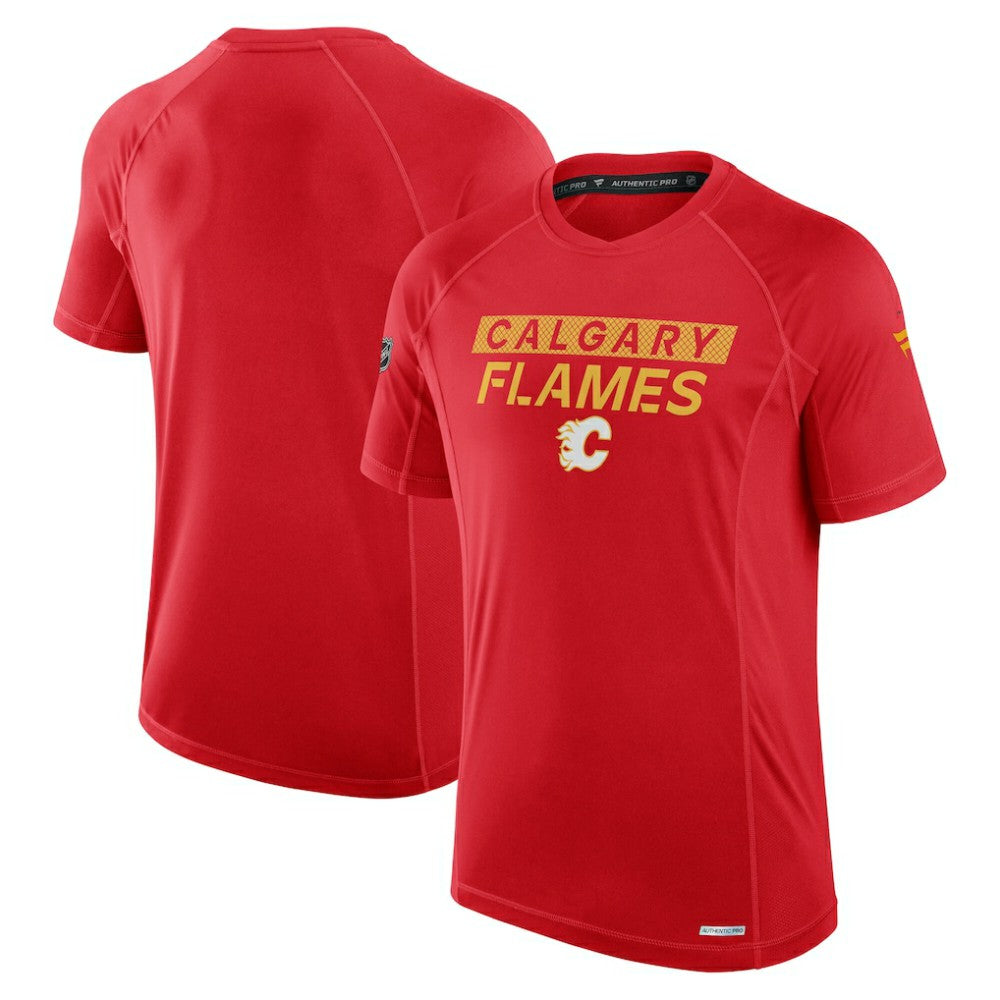 NHL Calgary Flames Fanatics Authentic Pro Rink Tech T-Shirt - Red
