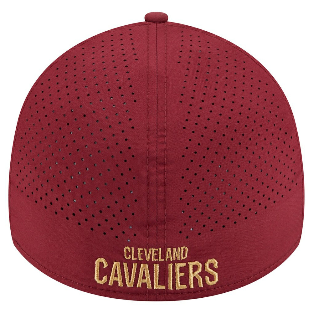 Cleveland Cavaliers Featherweight Poly Rope Flex 39Thirty Hat Wine
