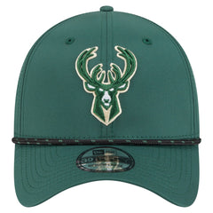 Milwaukee Bucks Featherweight Poly Rope Flex 39Thirty Hat Hunter Green