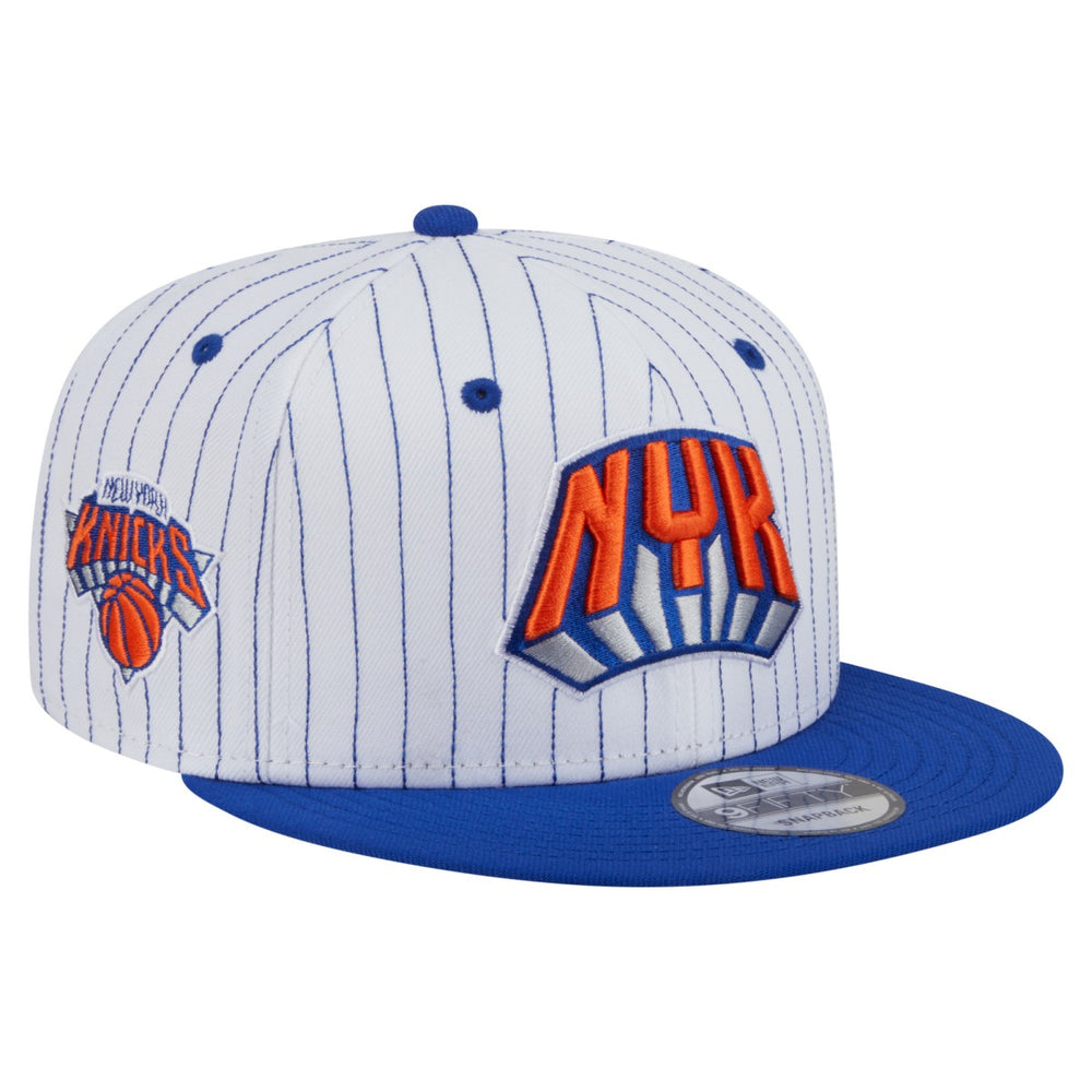 New York Knicks Deceptor Pinstripe 9FIFTY Snapback Hat White