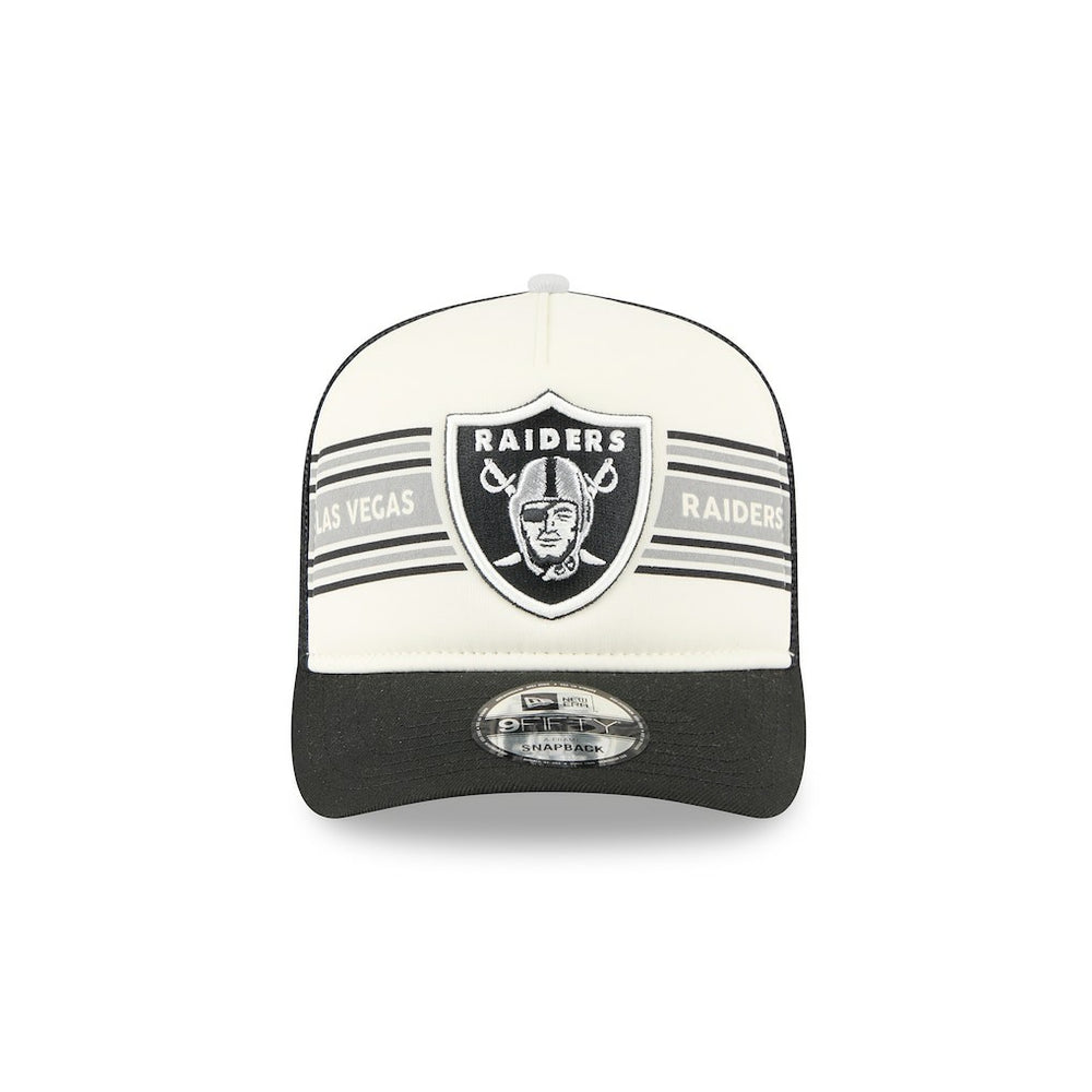 Las Vegas Raiders New Era Banner A-Frame 9FIFTY Trucker Snapback Hat Cream/Black