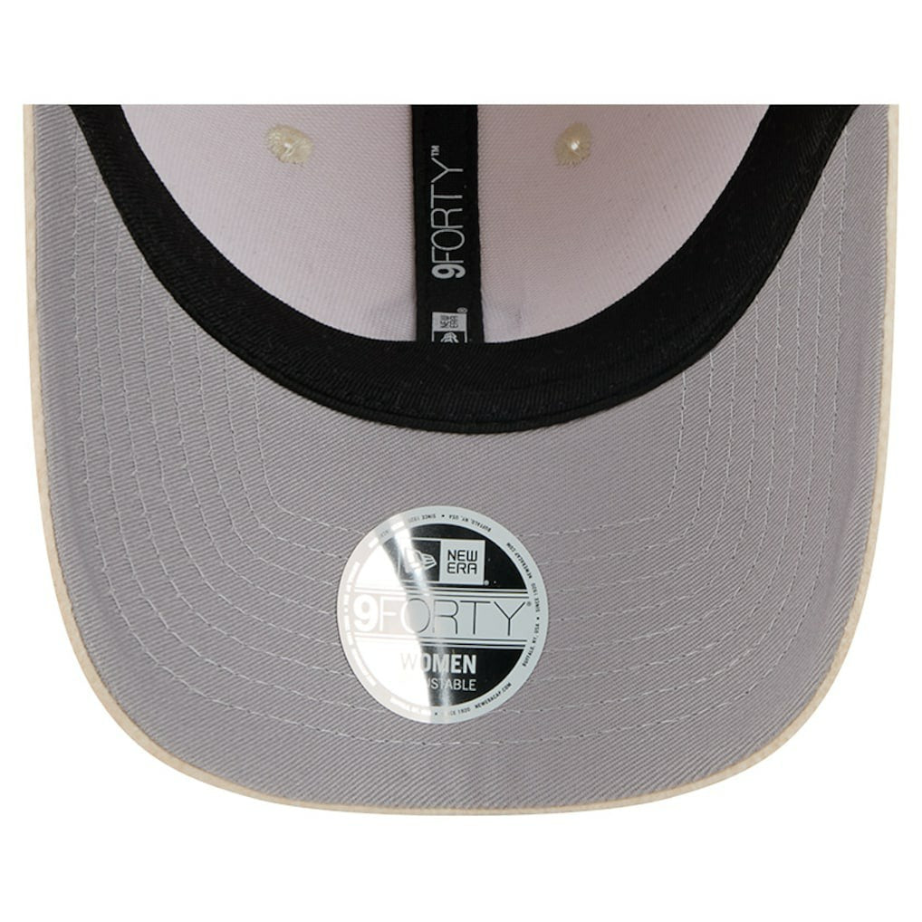 Kansas City Chiefs New Era Women's Comfy 9FORTY Adjustable Hat Cream