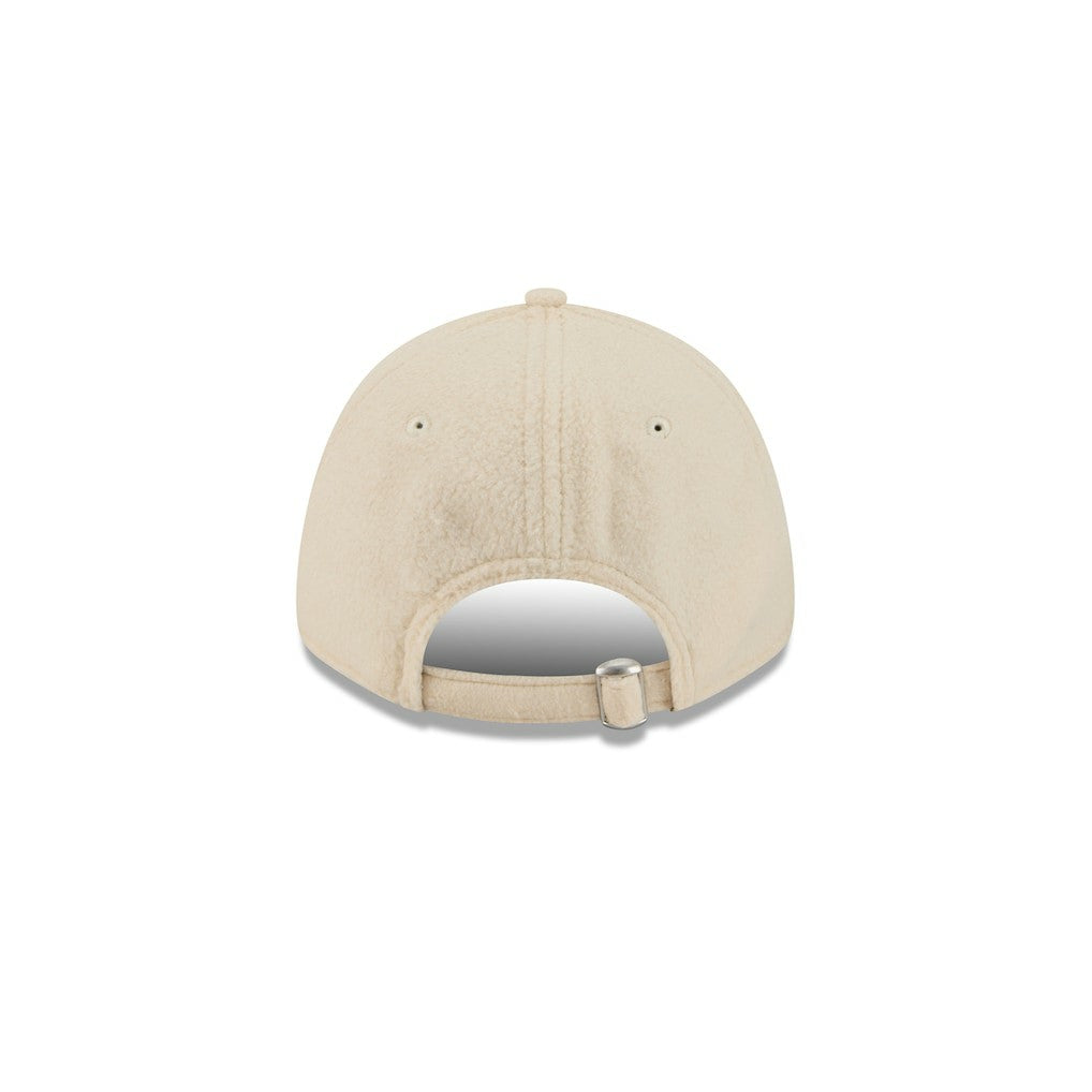 Chicago Bears New Era Women's Comfy 9FORTY Adjustable Hat Cream