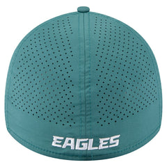 Philadelphia Eagles New Era Perforated 39THIRTY Flex Hat Midnight Green