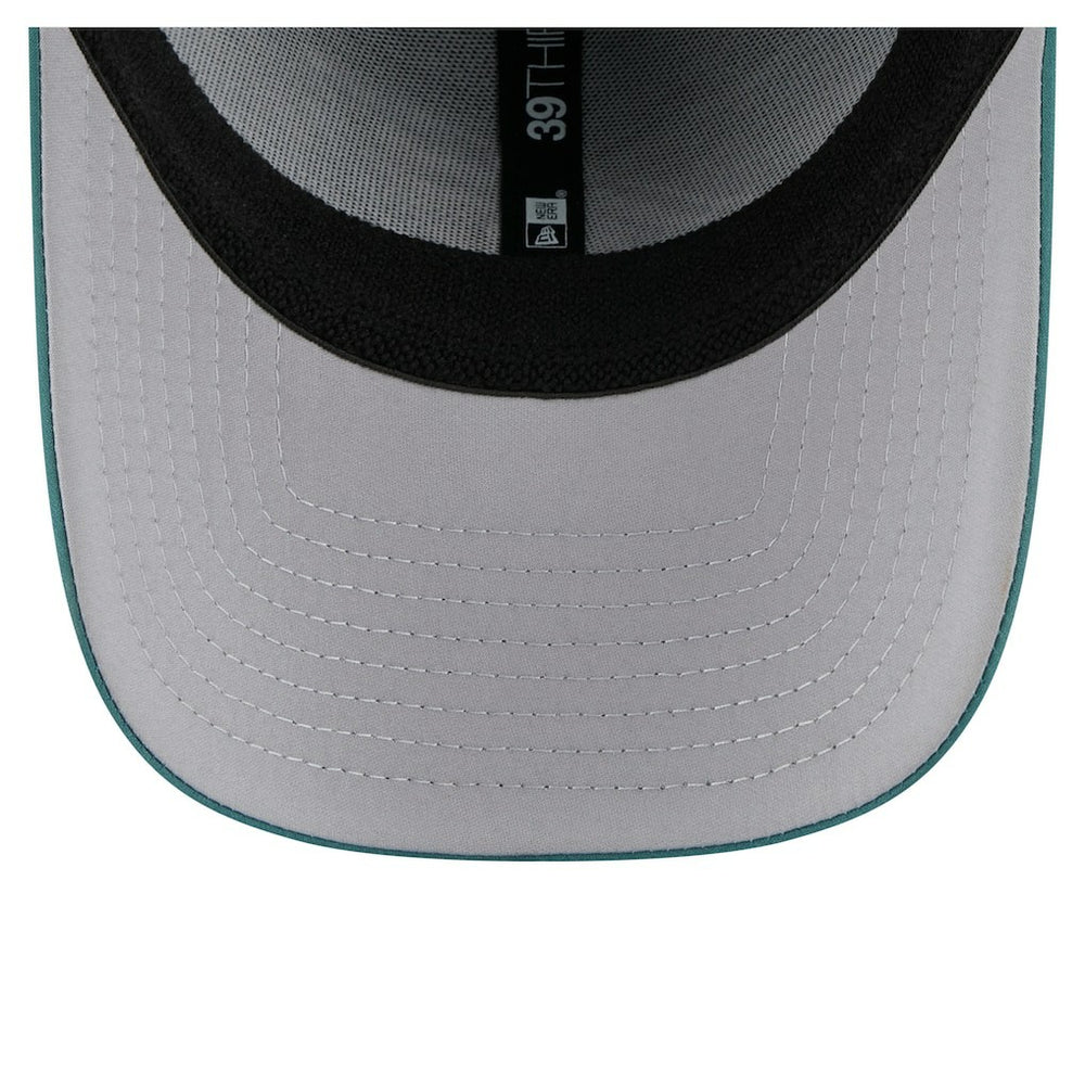 Philadelphia Eagles New Era Perforated 39THIRTY Flex Hat Midnight Green