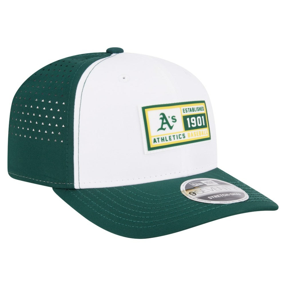 Athletics New Era Established Patch 9SEVENTY Adjustable Hat - White/Green Hats