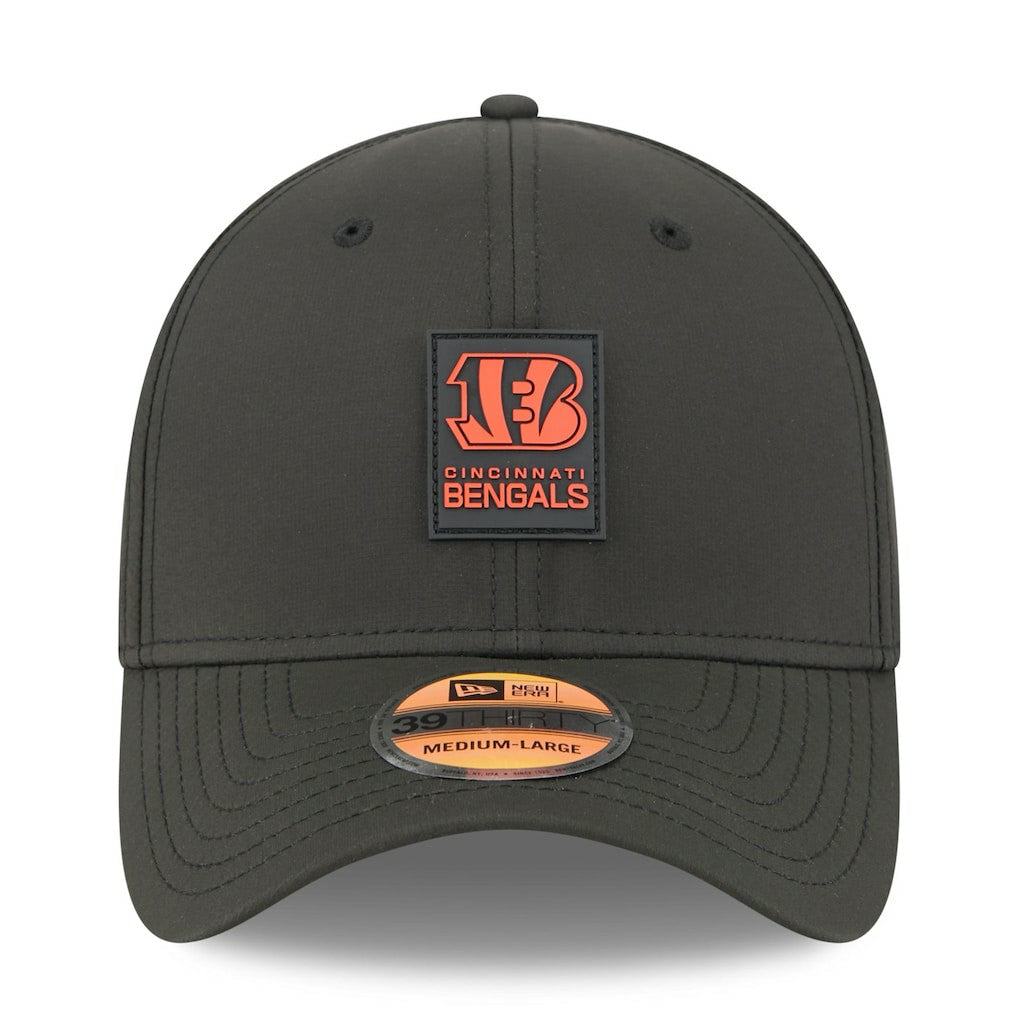 Cincinnati Bengals New Era 2025 Sideline 39THIRTY Flex Hat Black