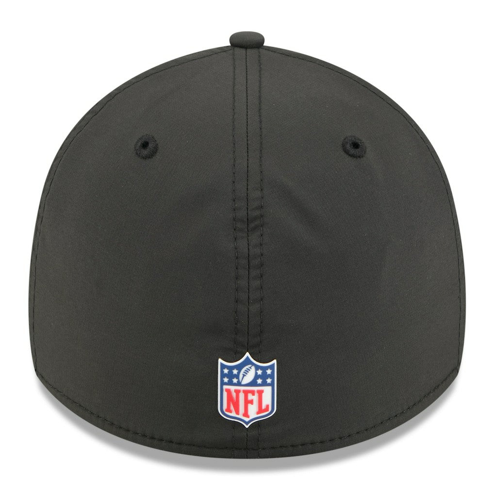 Atlanta Falcons New Era 2025 Sideline 39THIRTY Flex Hat Black