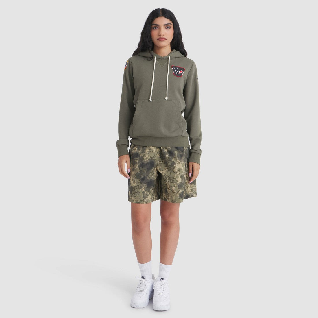 Houston Texans Women's 2025 Salute to Service Sideline Standard Issue Dri-FIT Hoodie Olive