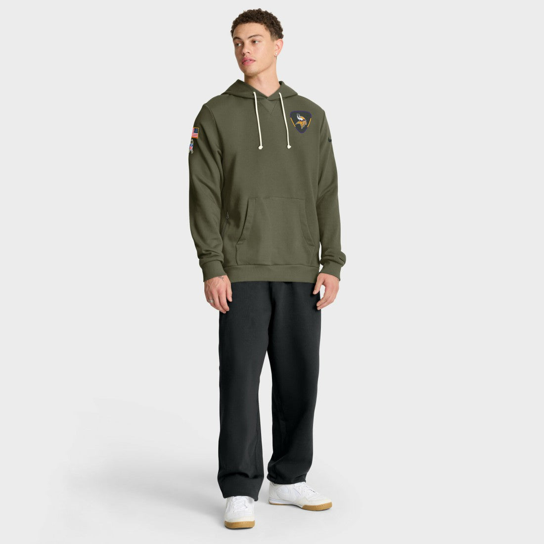 Minnesota Vikings 2025 Salute to Service Sideline Standard Issue Dri-FIT Hoodie Olive