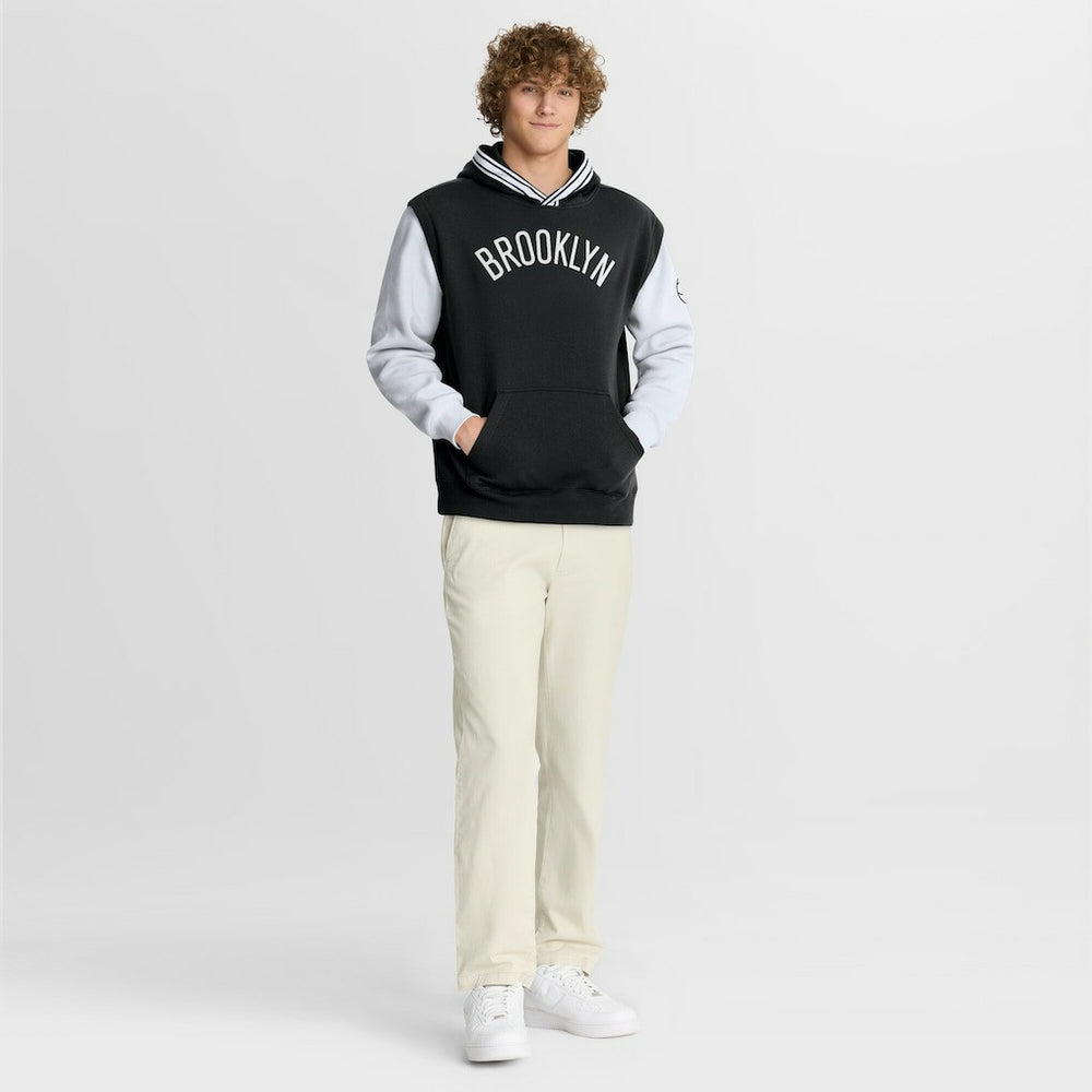 Brooklyn Nets Half Court Shot Clock Fastbreak Hoodie Black/White