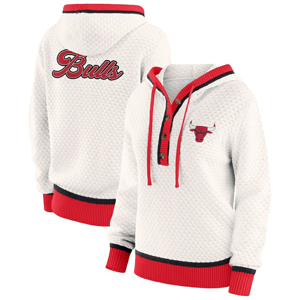 Chicago Bulls WEAR by Erin Andrews Women's Plus Size Hoodie Sweater Cream