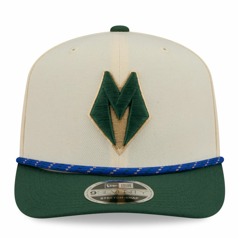 Milwaukee Bucks 2025/26 City Edition 9SEVENTY Adjustable Hat Cream/Hunter Green