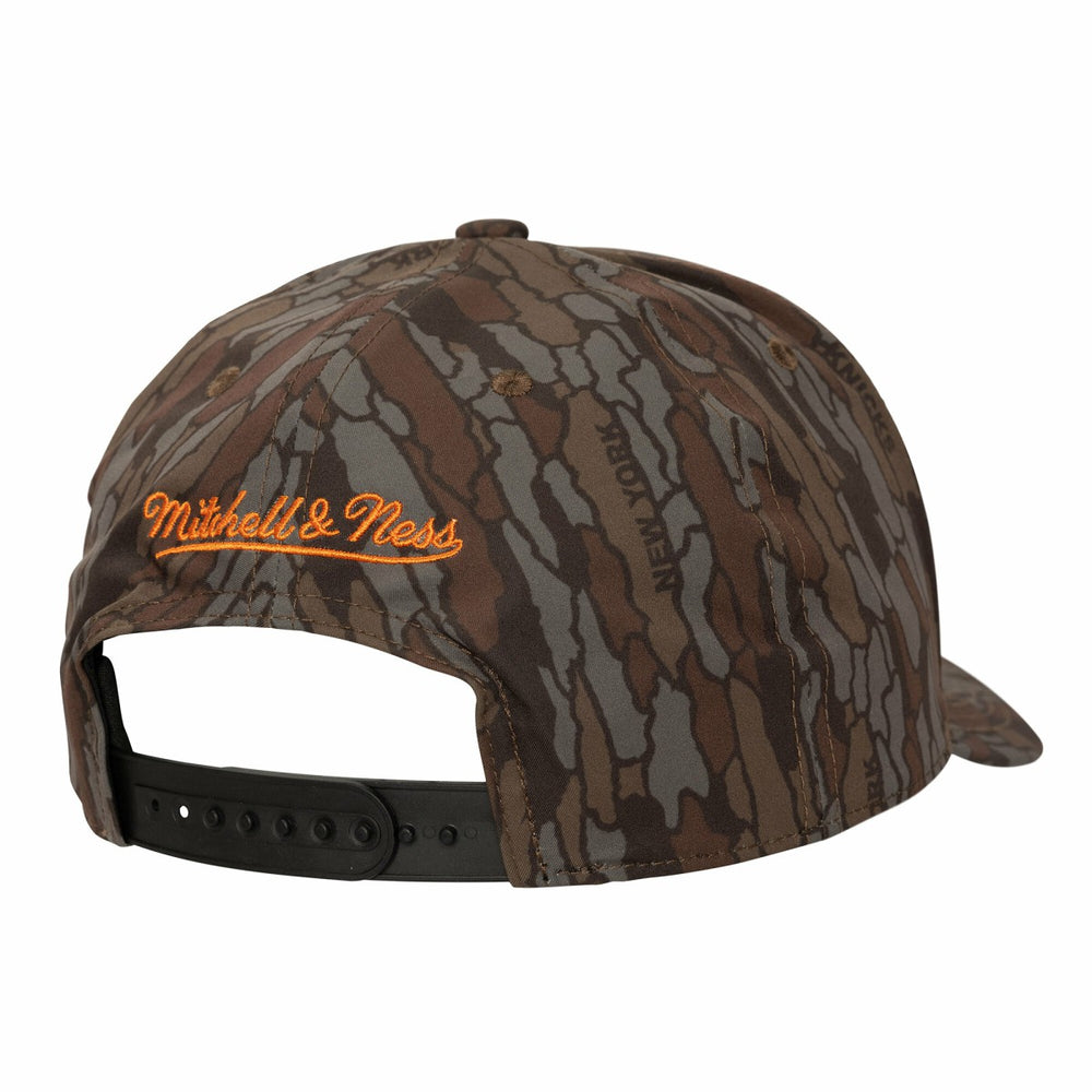 New York Knicks Hidden Pro-Crown Adjustable Hat Camo